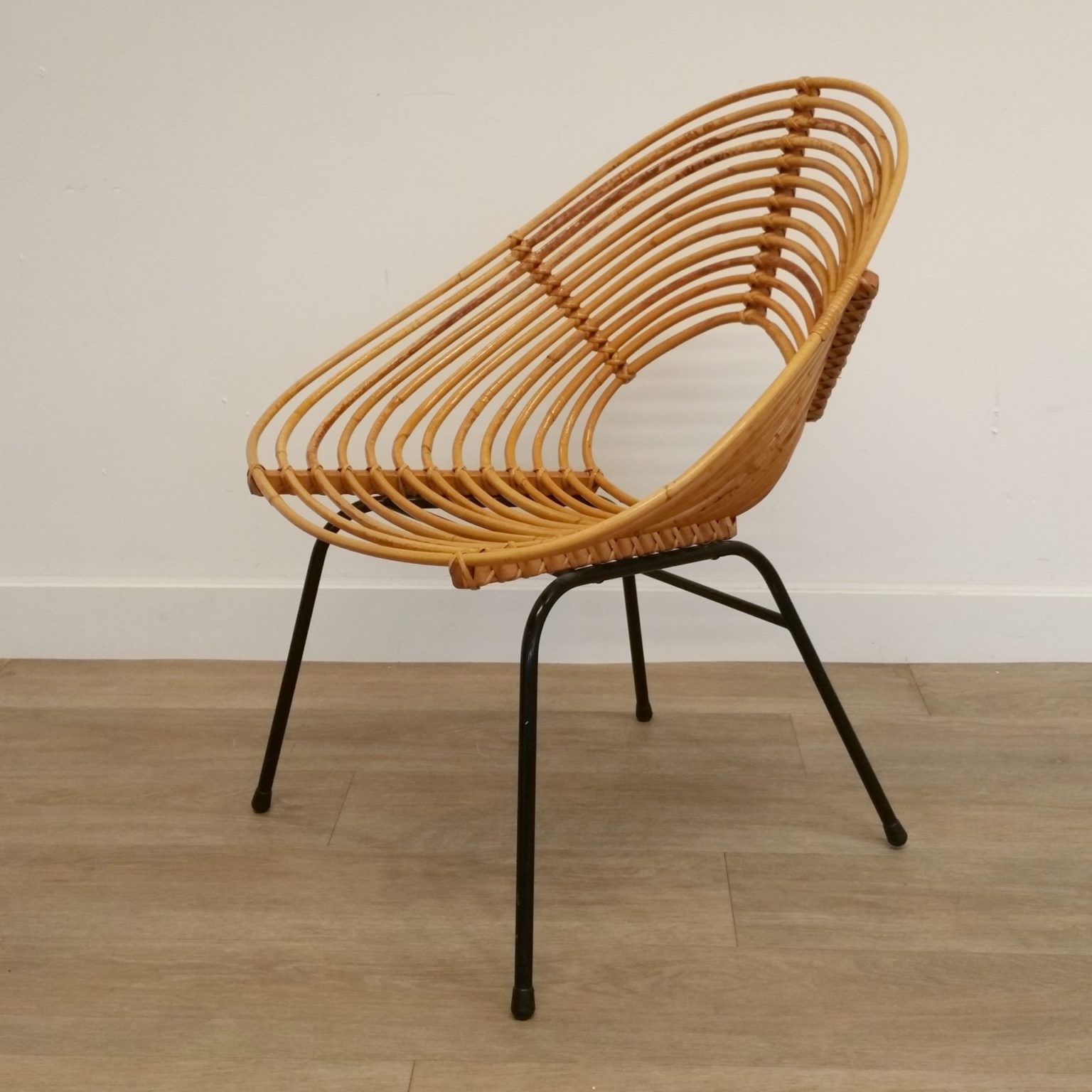 Rond rotan design stoeltje, H. Broekhuizen voor Rohé Noordwolde, jaren '60